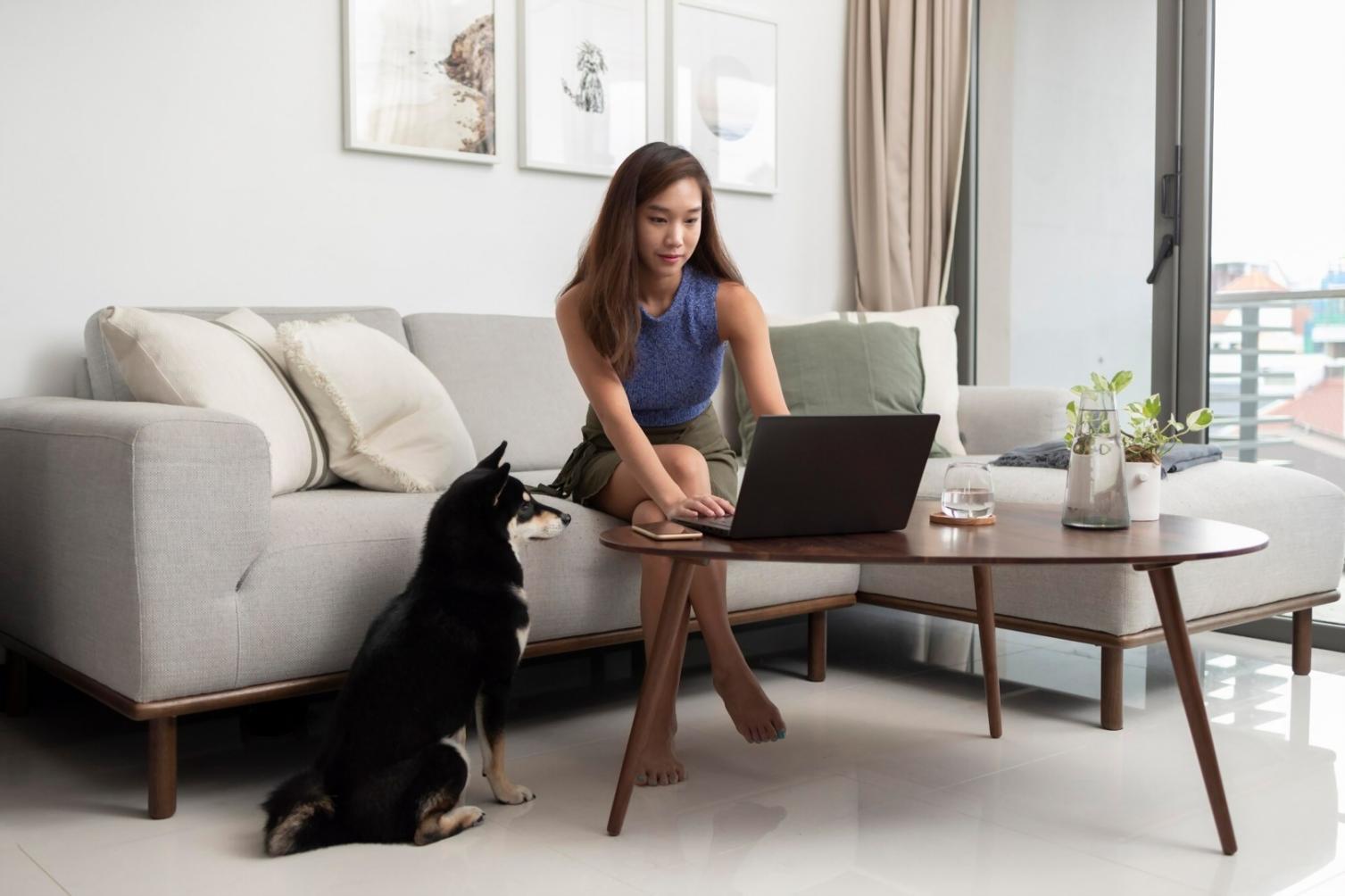 Espace de coworking moderne pour créatifs